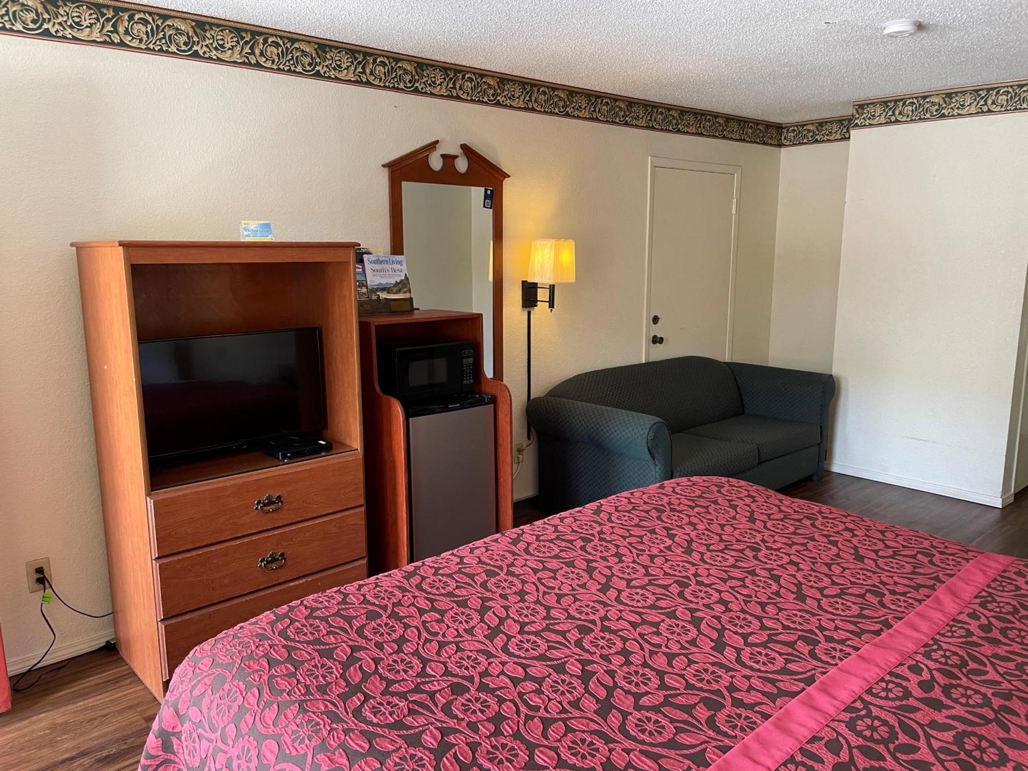 Days Inn & Suites By Wyndham Marshall Exteriör bild